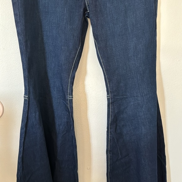 We The Free Just Float On High Rise Flare Jeans Available in Sizes 27,30 and 31S - Picture 8 of 14